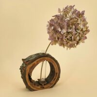 Holzscheibe mit Vase 2